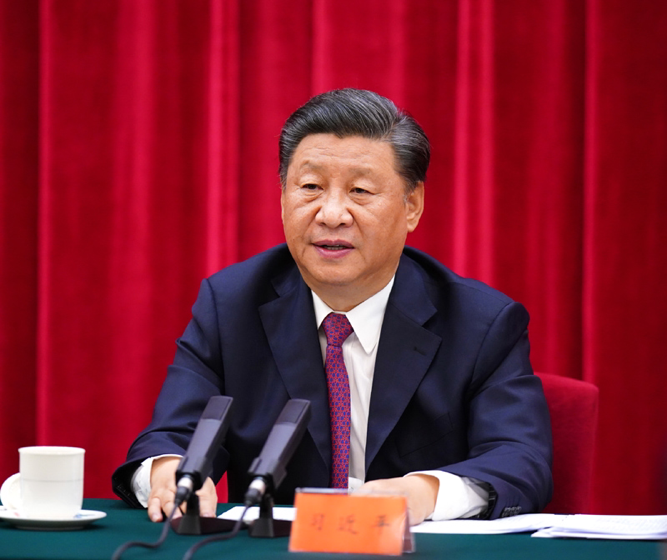 2020年9月3日下午，中共中央、國務(wù)院、中央軍委在北京人民大會堂舉行座談會，紀念中國人民抗日戰(zhàn)爭暨世界反法西斯戰(zhàn)爭勝利75周年。中共中央總書記、國家主席、中央軍委主席習(xí)近平出席座談會并發(fā)表重要講話。新華社記者 謝環(huán)馳 攝